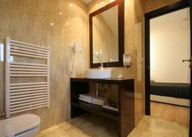 Hotel Versus 4