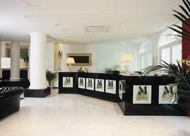 M Glamour Hotel 4