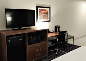 Best Western Plus Coachella Valley Inn & Suites 5