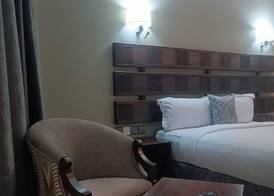 The Kyaka Hotel 4