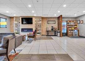 Country Inn & Suites by Radisson Rehoboth Beach - Dewey 3