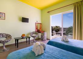 Paradice Hotel Luxury Suites 4