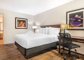 Best Western Rose Garden Inn 5