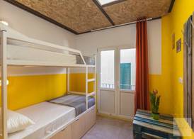 LOFT HOSTAL Group 4