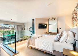 Ammos Luxury Suites 3