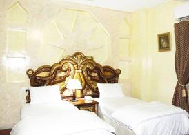 Riyam Hotel 4