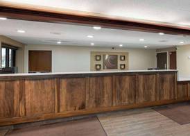 Comfort Inn & Suites Indianapolis Northwest - College Park 3