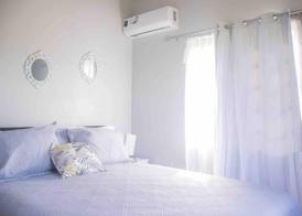 Stylish 2-Bed Sleeps 3 Cosy & Comfortable 2