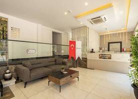 Laristone Suite Spa Hotel 3