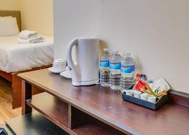 Belmont & Astoria Hotel 4