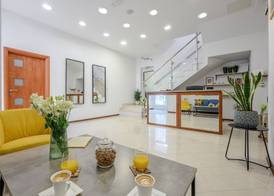 Yellow house with private parking by Adex travel 5