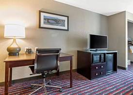Comfort Suites Fairview Heights - St. Louis 5