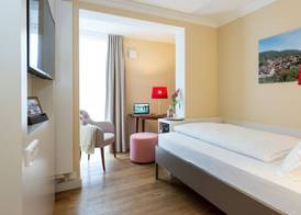 EMICH ́S Hotel 5