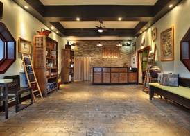 Yangshuo Mountain Retreat 5