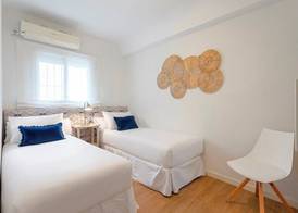 Genteel Home Velarde 2