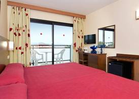 Hotel Puente Real 3