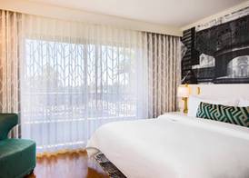 Avenue of the Arts Costa Mesa, a Tribute Portfolio Hotel 3