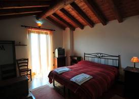 Agriturismo La Fonte Di Mariella 2