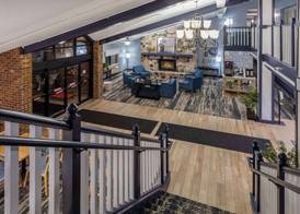 AmericInn by Wyndham North Branch 4