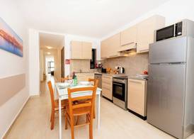 Sea Bliss Maisonette close to sea 4