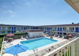 Motel 6 Windsor Locks, CT - Hartford 5