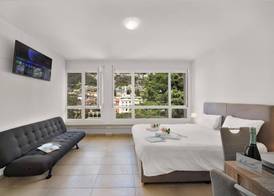Locarno City Apartments 3