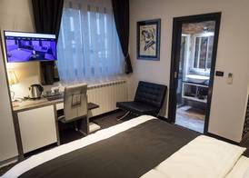 Log In Rooms 4