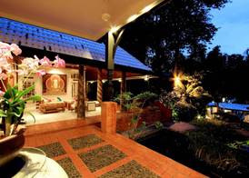 Mom Tri's Villa Royale 2