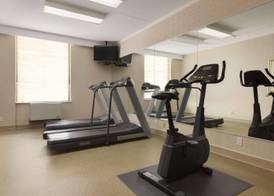Days Inn by Wyndham Ottawa West 3
