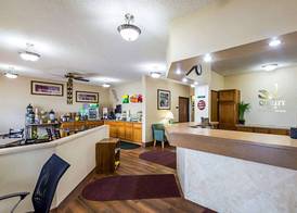 Quality Inn Sheboygan North I-43 3