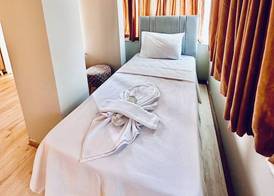 The Hera Gold Hotel 5