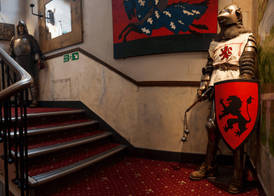 Castle Rock Hostel - Adults Only 3