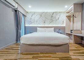 Hyde Park Hotel Bangkok 5