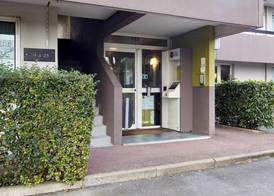 B&B HOTEL Saclay 2