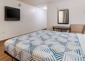 Motel 6-Addison, TX - Dallas 5