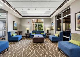 Comfort Inn & Suites Logan Near University 4