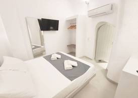 Fira Cozy Rooms 5
