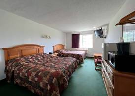 Red Bud Country Inn 4