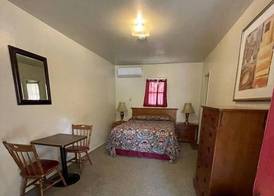 Sierra Pelona Motel 2