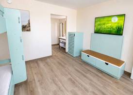 Palm & Tide Beachfront Hotel 4