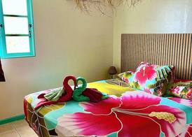 Linareva Moorea Beach Resort 5