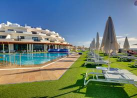 SBH Crystal Beach Hôtel et Suites 2