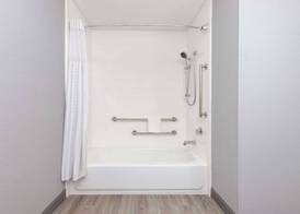 Hawthorn Extended Stay by Wyndham Bedford - Dallas 5