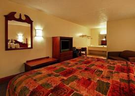 Super 6 Inn & Suites 5