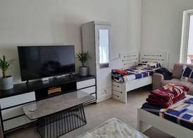 Unique Hostel Dubai 3