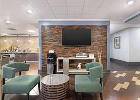 Best Western Savannah Airport Inn & Suites 3
