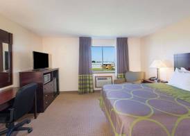 Super 8 by Wyndham Danville 5