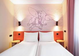 McDreams Hotel Wuppertal City 2