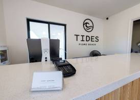 Tides Oceanview Inn and Cottages 3
