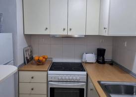 1-bed House Sleeps 4 - Free Parking, Patio, Wifi 4